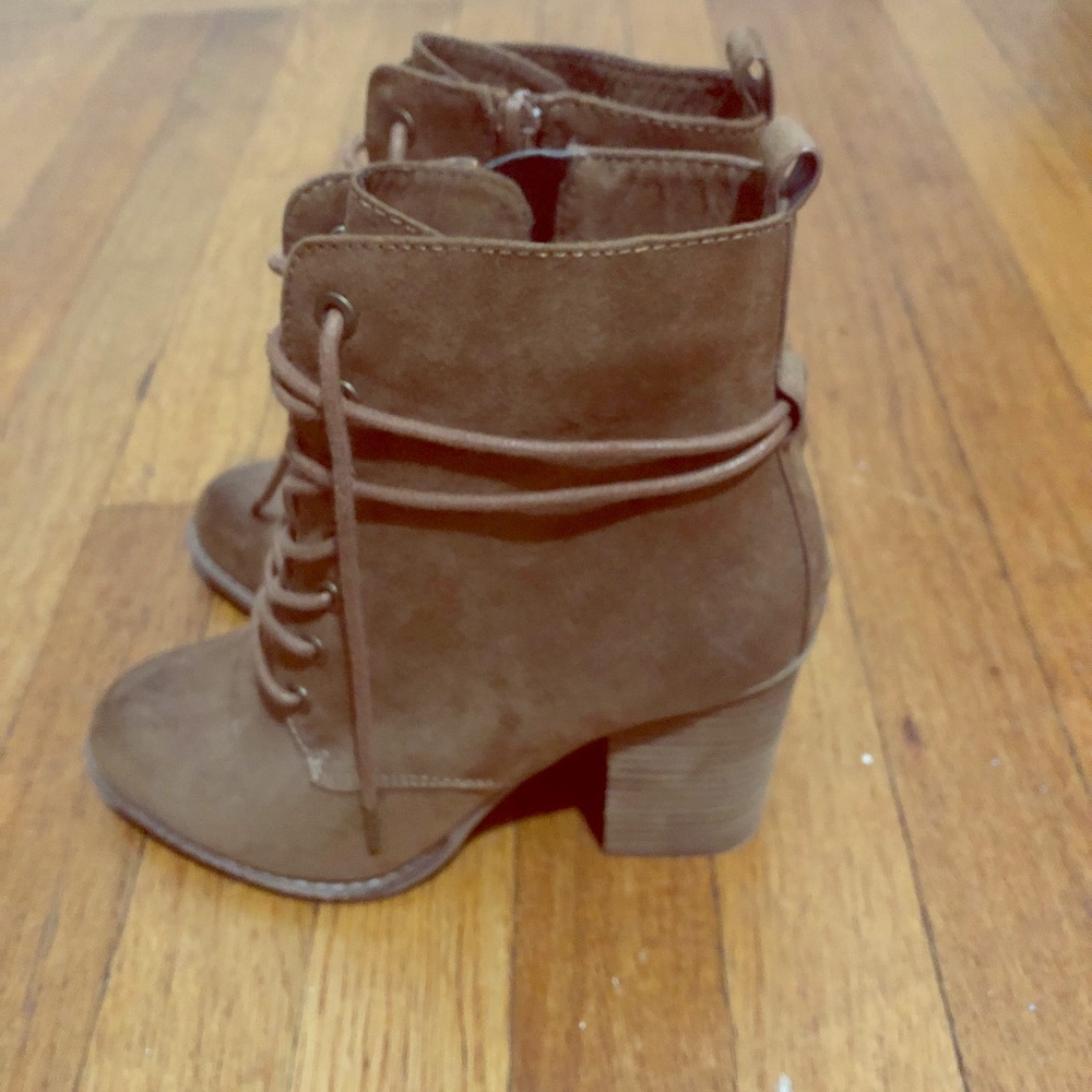 Never worn suede Aldo booties!